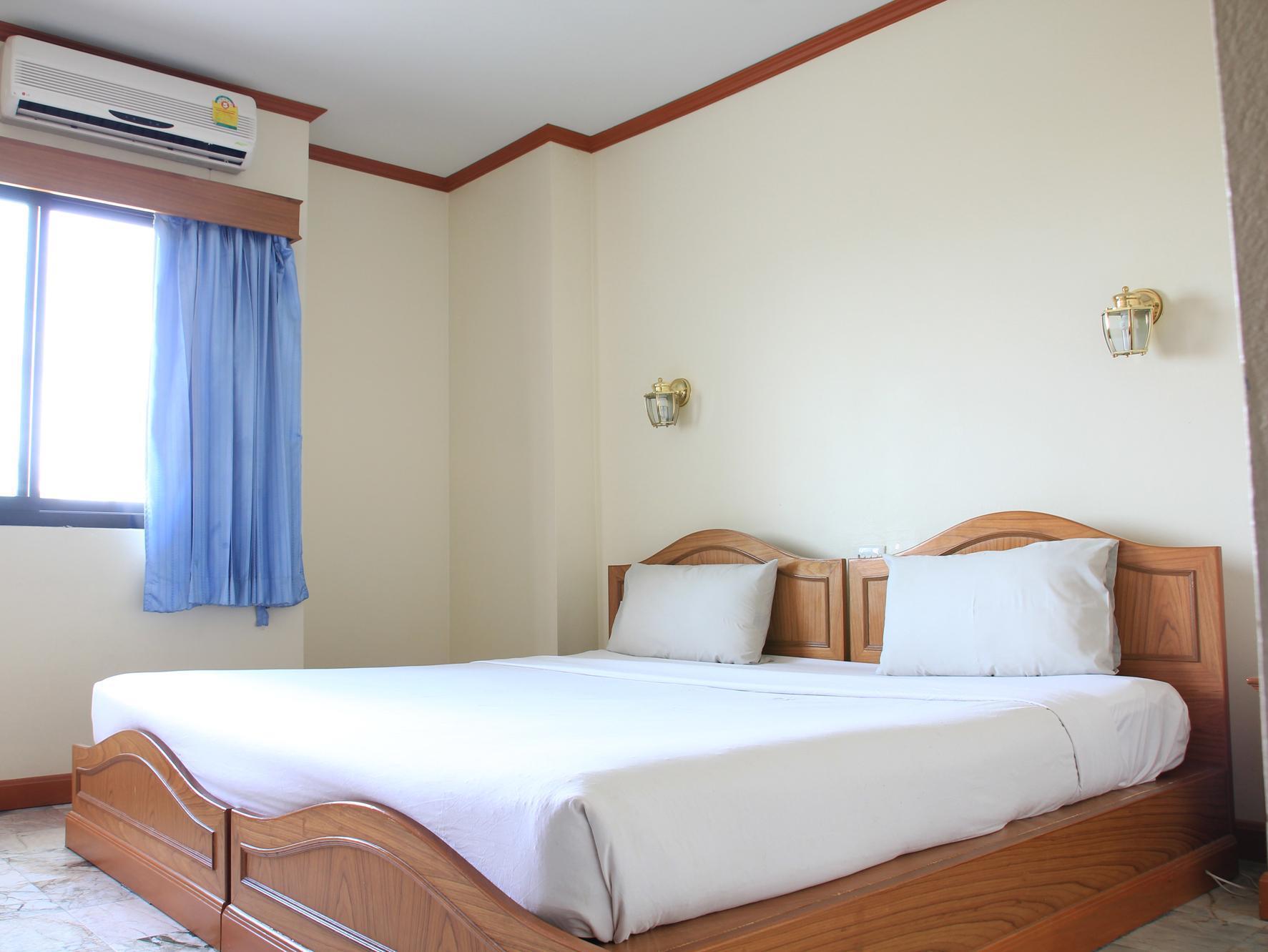 Ava Hotel Phitsanulok Exterior photo