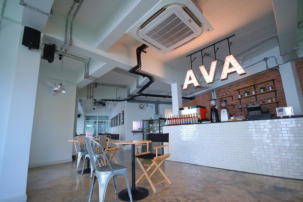 Ava Hotel Phitsanulok Exterior photo