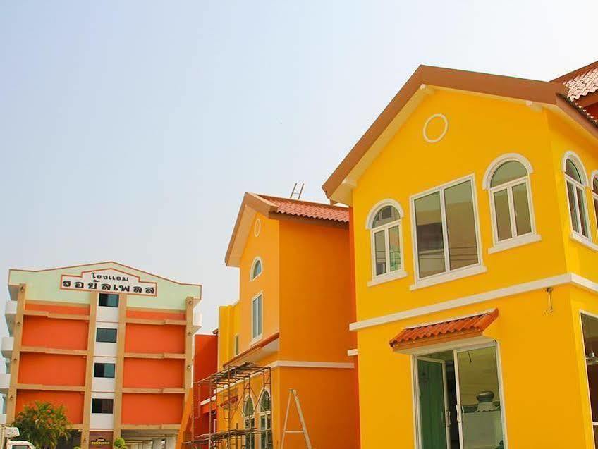 Ava Hotel Phitsanulok Exterior photo